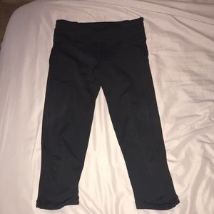 Lulu Lemon Cropped Leggings